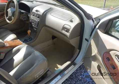 2002 Infiniti I35 Luxury from USA, damaged, VIN JNKDA31AX2T020070